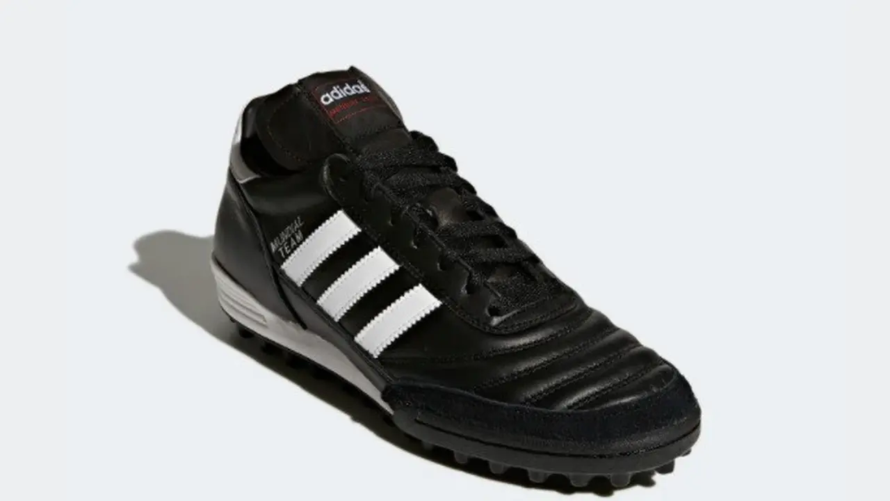 Sepatu Futsal Adidas Mundial Team