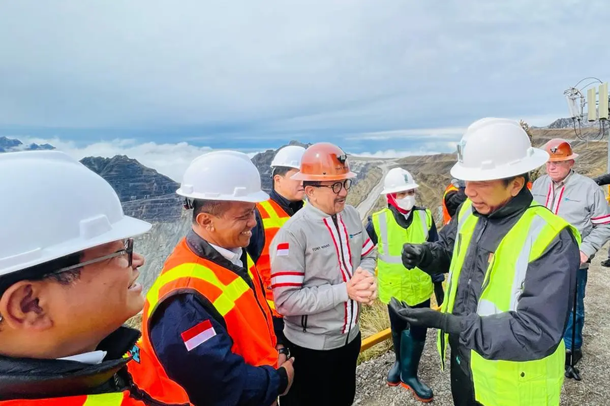 Presiden Joko Widodo (Jokowi) bersama rombongan tiba di Grasberg, Kamis 1 September 2022 pukul 08.15 Waktu Indonesia Timur (WIT). (Foto: Biro Pers Sekretariat Presiden Laily Rachev)