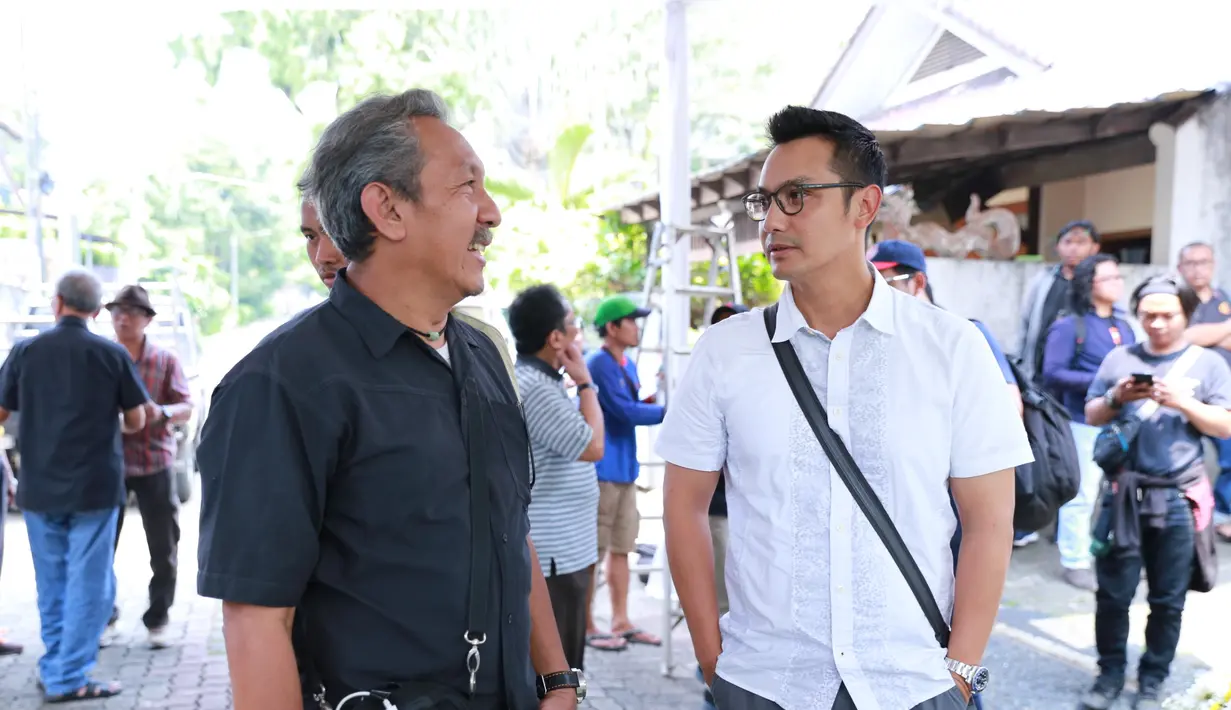 Gunawan kagum dengan peran Deddy saat memerankan Jendral Sudirman. Kekagumannya bertambah saat beradu akting dalam sebuah sinetron. Gunawan melihat almarhum sosok yang lengkap. (Adrian Putra/Bintang.com)