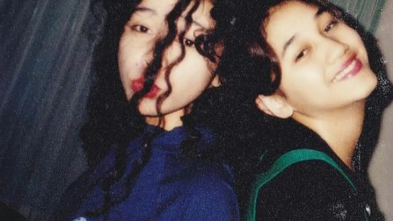 Melly Goeslaw dan Nike Ardilla