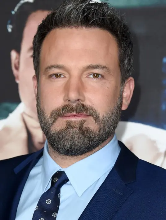 Selain itu sumber juga mengatakan Ben saat ini tengah menikmati masa kesendiriannya. Ia tidak ingin larut dalam masalah perceraiannya, dan fokus dalam dunia perfilman sebagai sutradara maupun aktor. (AFP/Bintang.com)