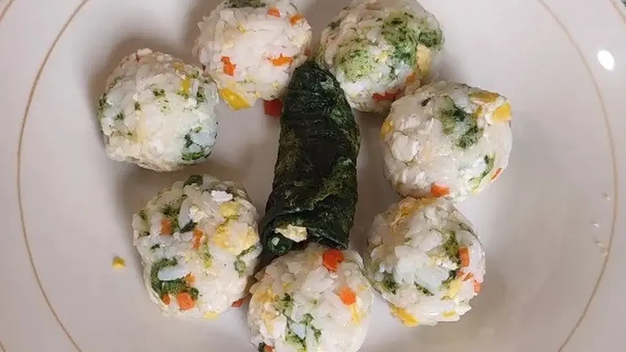 Resep bola-bola nasi sayur. (dok. Cookpad  @WidjieAst)