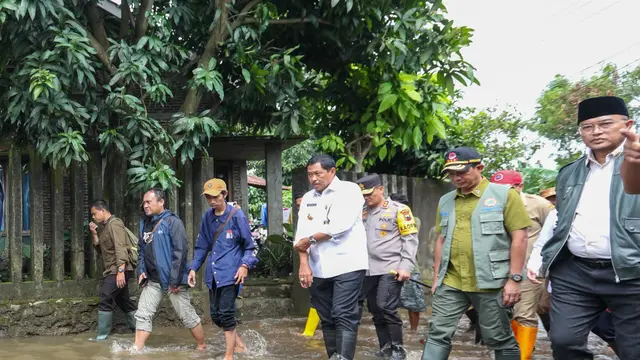 Tanggul Jebol Biang Banjir Jepara dan Demak, Pj Nana Sudjana: Harus Dievaluasi