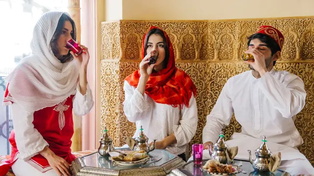 10 Inspirasi Makeup Warna Netral untuk Acara Buka Puasa Ramadan, Elegan dan Tahan Lama