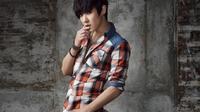 Mantan personel MBLAQ, Lee Joon dikabarkan telah memiliki seorang kekasih yang telah cukup lama.
