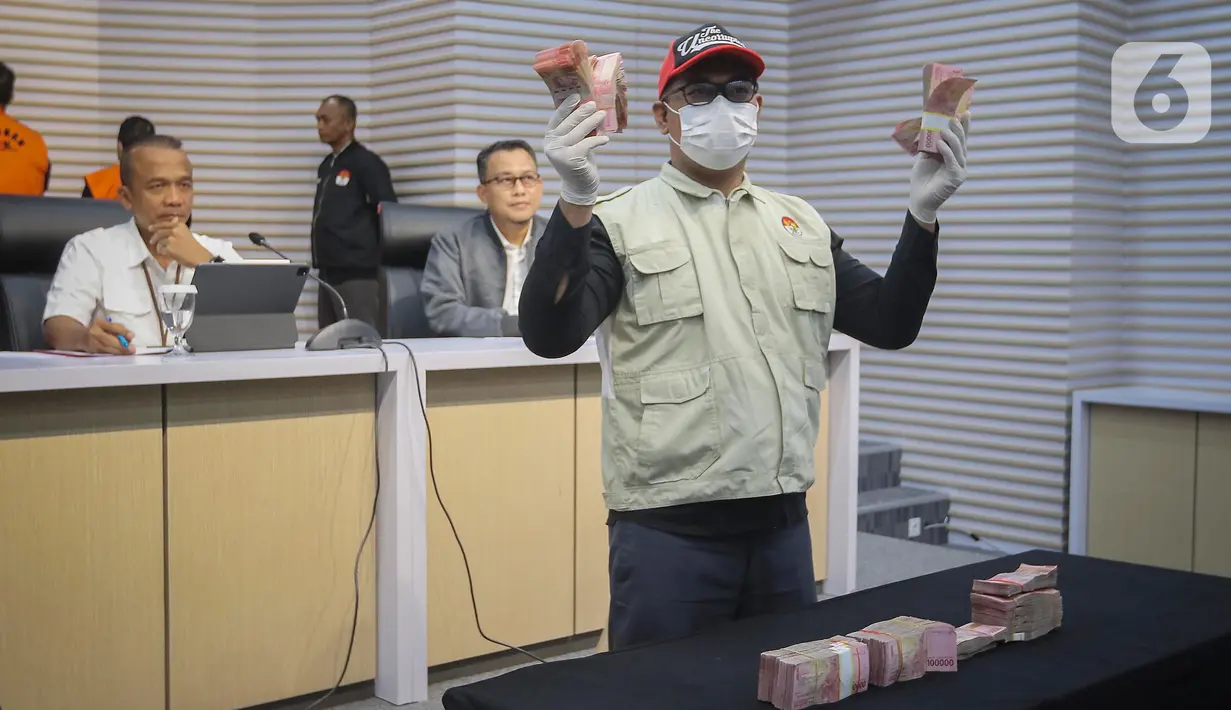 Barang bukti yang disita dari operasi tersebut berupa uang tunai sebesar Rp475 Juta. (Liputan6.com/Angga Yuniar)