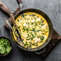 ilustrasi omelet bayam/Sunny Forest/Shutterstock