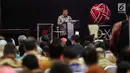 Wapres Jusuf Kalla memberi sambutan saat pembukaan perdagangan saham 2018 di Gedung Bursa Efek Indonesia, Jakarta, Selasa (2/1). Pada pembukaan perdagangan saham ini, IHSG naik 8,15 poin atau 0,12 persen ke posisi 6.363,29. (Liputan6.com/Faizal Fanani)