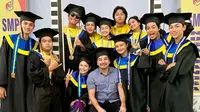 Dikabarkan Lanjut ke Cerita SMA, Ini 6 Potret 'Wisuda' Pemain Dari Jendela SMP