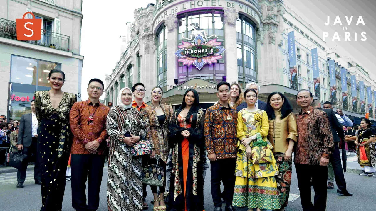 Selvi Ananda Mengenakan Batik Modern saat Dampingi Gibran Rakabuming Raka