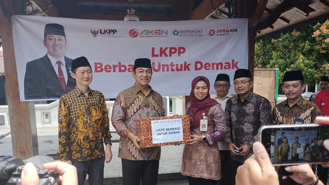 Demak.