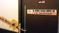 Di pintu ruangan yang disegel KPK tertulis nama Dewie Yasin Limpo dengan nomor anggota DPR A-560. (Taufiqurrohman/Liputan6.com)