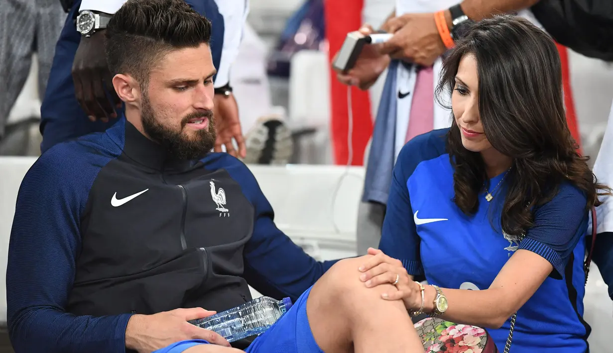 Setelah kehilangan tempat di lini depan, Olivier Giroud ingi meninggalkan Arsenal. Everton kemudian mengajukan tawaran untuk memboyong pemain Prancis itu pada musim panas 2017 lalu. (AFP/Franck Fife)