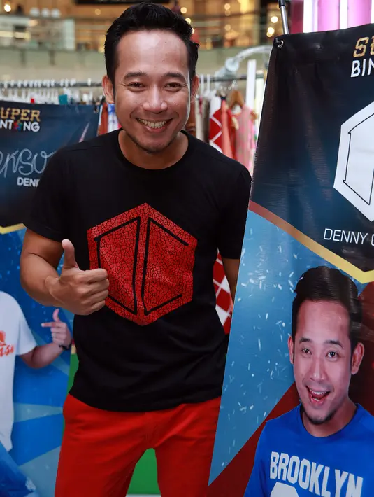 Pemilik goyang Bang Jali ini juga merasa senang bisa lebih dekat dengan pra fansnya. (Deki Prayoga/Bintang.com)