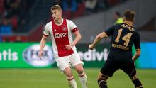 Manajer Manchester City, Pep Guardiola, kabarnya tertarik mendatangkan bek muda Ajax, Matthijs de Ligt, untuk memperkuat lini belakang tim musim depan. (Instagram/@mdeligt_)