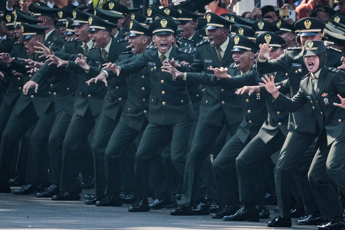 Prabowo Resmi Lantik 2.000 Perwira Remaja Lulusan Akademi TNI dan Polri