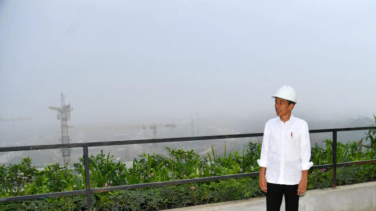 Presiden Joko Widodo atau Jokowi di Ibu Kota Nusantara (IKN),