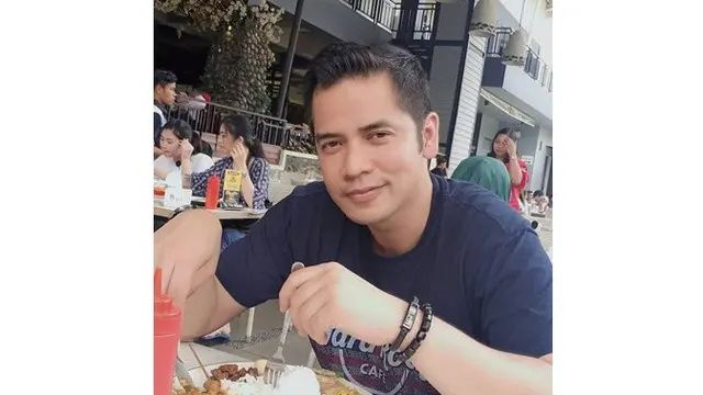 Dikenal Karena Peran Antagonisnya, Ini 6 Potret Terbaru Ricky Perdana