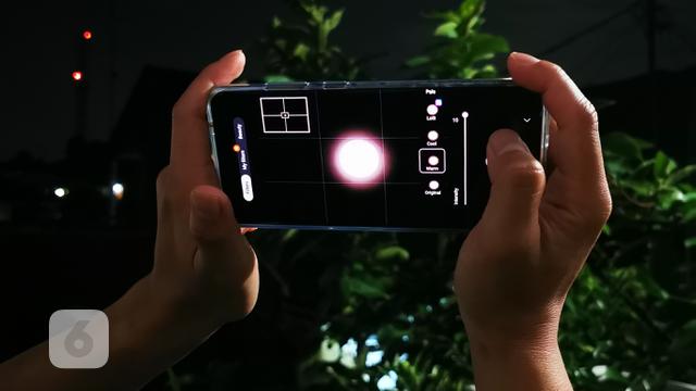 Ilustrasi memotret bulan dengan kamera Samsung Galaxy S20 Ultra