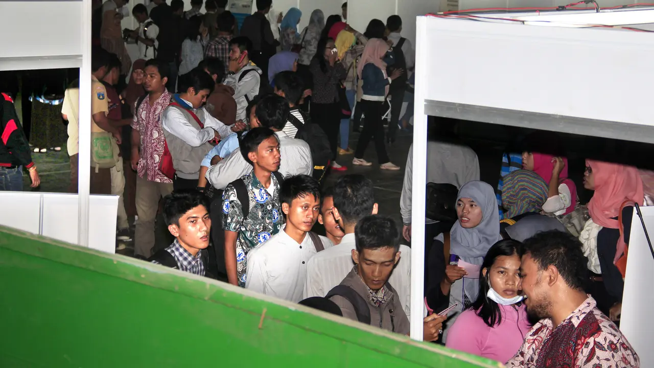 Pencari Kerja