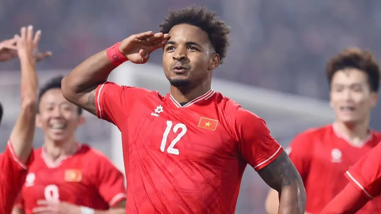 Striker naturalisasi Timnas Vietnam, Nguyen Xuan Son.