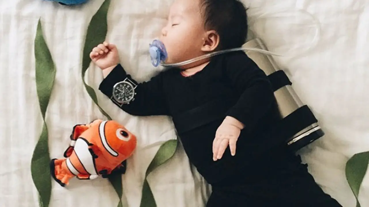 [Bintang] Orangtua Kreatif, 11 Cosplay Ini Dibuat Saat Bayi sedang Tidur!