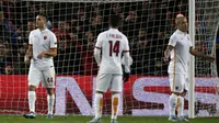 Kecewa, Fans Demo Roma Pakai Wortel