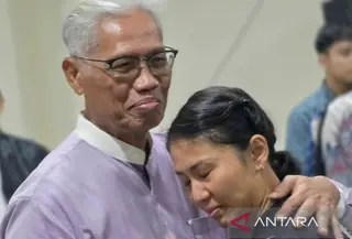 Mantan Direktur Utama Bank Jateng Supriyatno divonis bebas dalam kasus dugaan korupsi pemberian fasilitas kredit untuk PT Sritex. (Antara)
