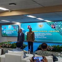 Jumhur Hidayat Resmi Jabat Menteri LH, Pengelolaan Sampah Jadi Fokus Utama hingga 2028