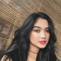 Gaya sensual Marion. (lalamarionmj/instagram)