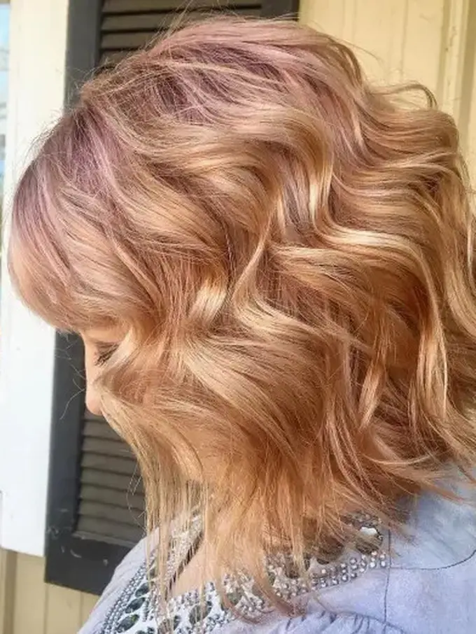 Warna Rambut Wanita Bikin Awet Muda