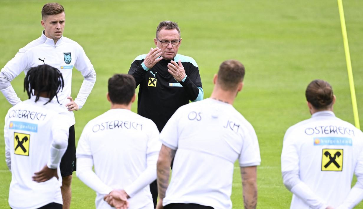 Austria dibawah asuhan Ralf Rangnick akan bertanding melawan Kroasia pada laga UEFA Nations League pada 4 Juni 2022. (AFP/Robert Jaeger)