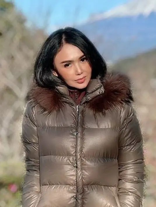 Yuni Shara yang tampak selalu awet muda pun menuai pujian [Instagram/yunishara36]