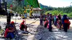 Untuk kesekian kalinya, aktifitas produksi di pabrik Semen Padang, kembali terhenti, karena warga menutup akses ke lokasi tambang.