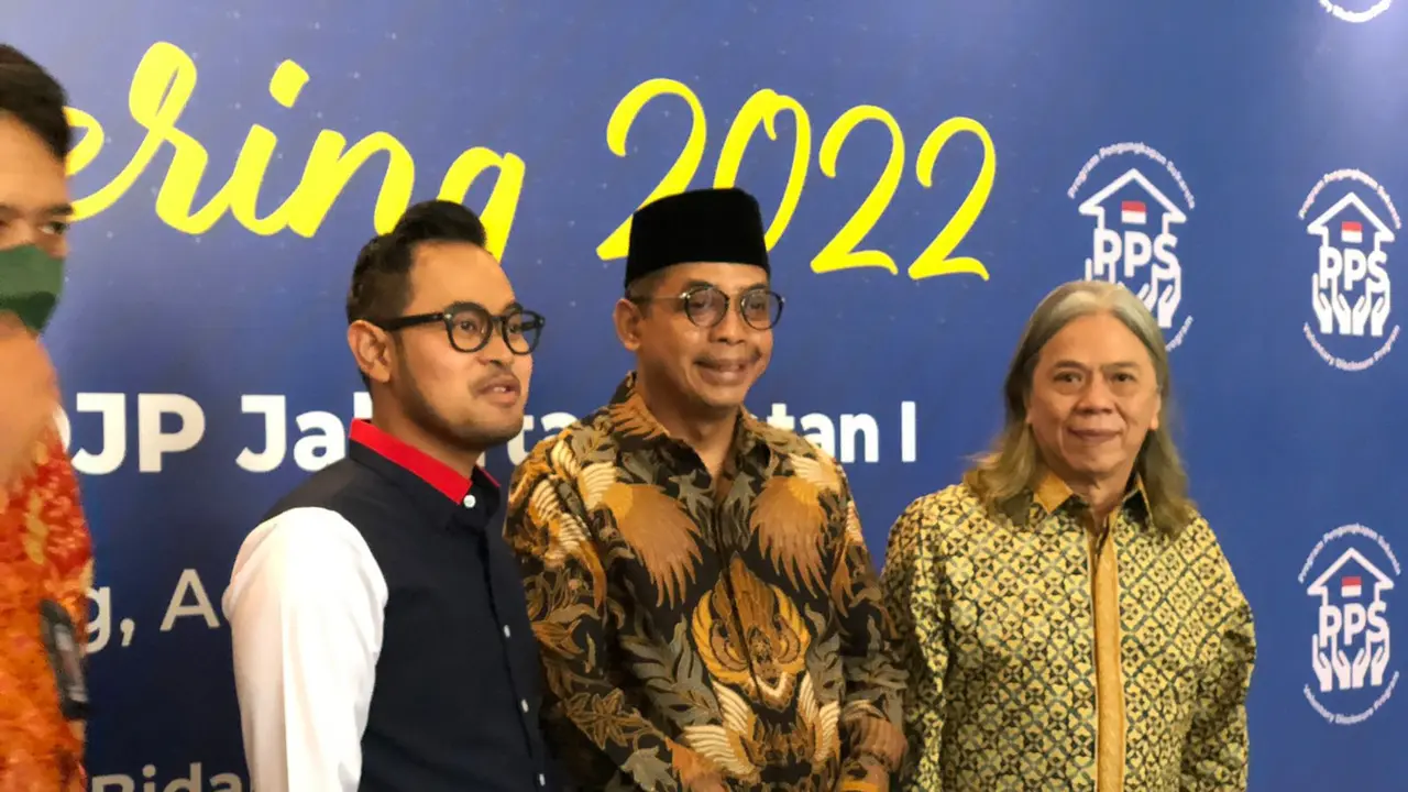 DJP mengumpulkan para wajib pajak prioritas. Mereka antara lain, Gilang Widya Pramana alias biasa dikenal sebagai Juragan 99 dan orang terkaya RI ke-19 versi Majalah Forbes 2021 Otto Toto Sugiri.