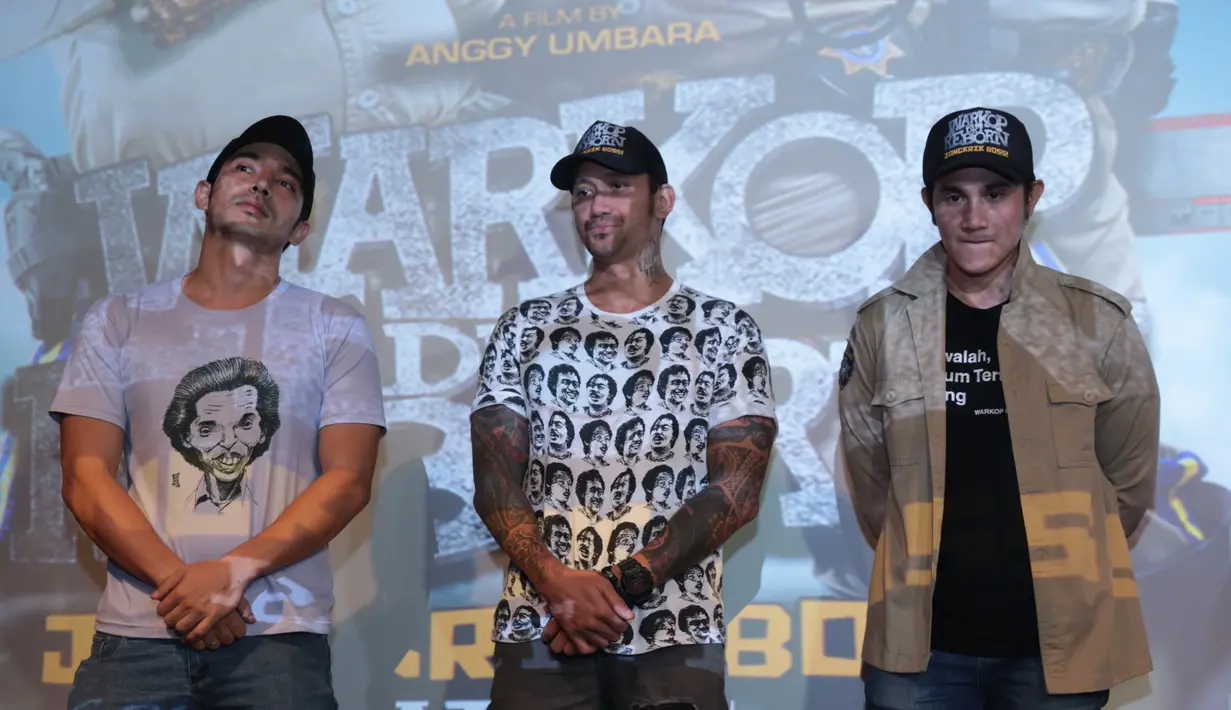 Kesuksesan film 'Warkop DKI Reborn: Jangkrik Boss! Part 1' mampu menggeser film terlaris sebelumnya Ada Apa Dengan Cinta 2 dari tangga box Office film Indonesia 2016, yang mendapatkan 3,7 juta penonton. (Adrian Putra/Bintang.com)