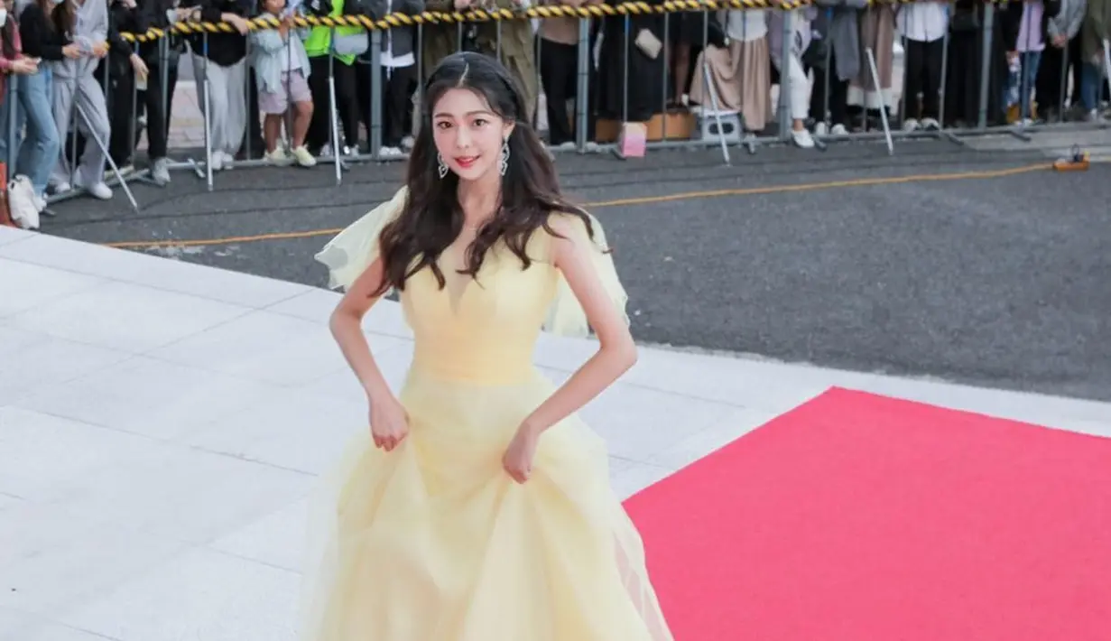 Salah satu yang ramai jadi perbincangan adalah kontestan bernama Choi Min Ji. [Instagram.com/@joymingzi_]