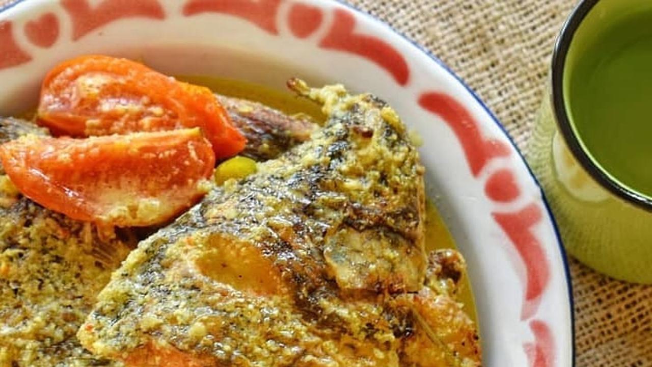 Ikan mujair bumbu kuning
