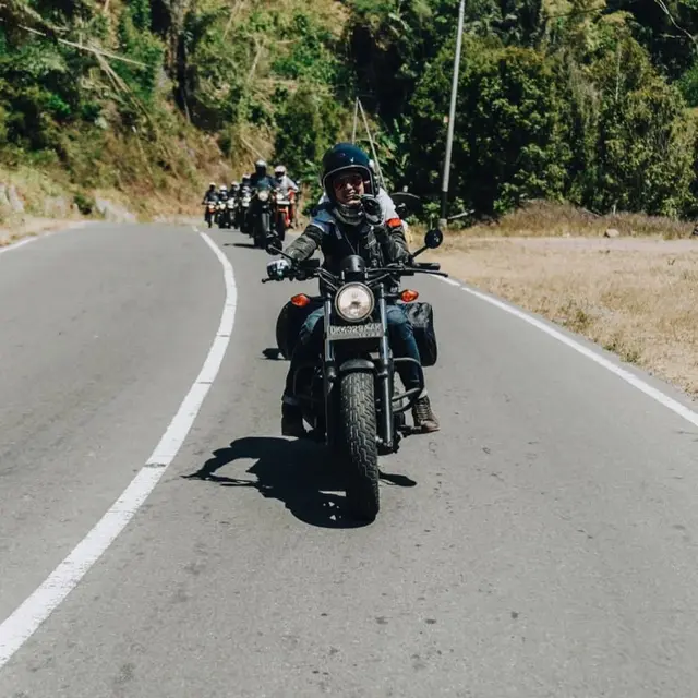 7 Momen Prisia Nasution Touring Naik Moge Sampai Atambua