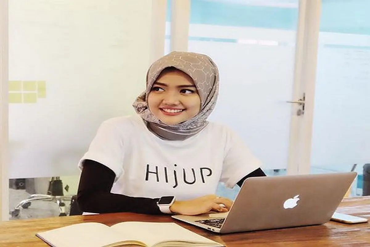 BERANI BEDA: Mimpi Diajeng Lestari Bawa Busana Muslimah Mendunia