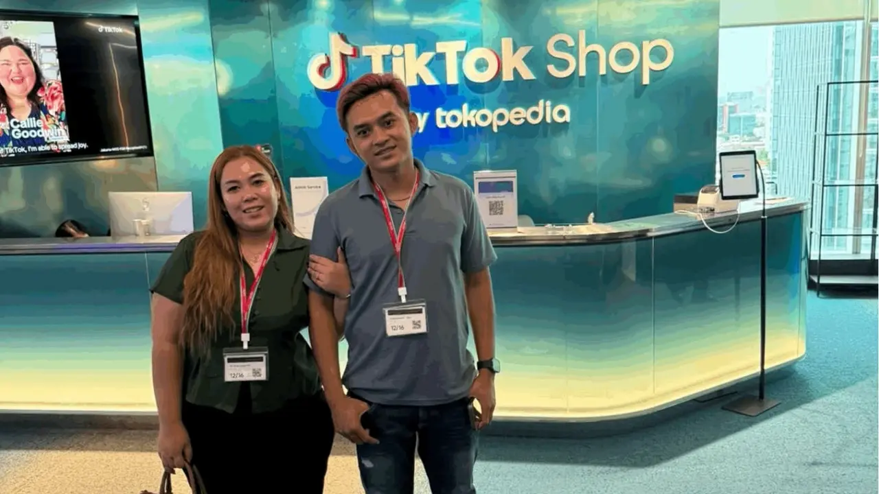 Mas Pluk Pluk dan Mbak Pluk Pluk