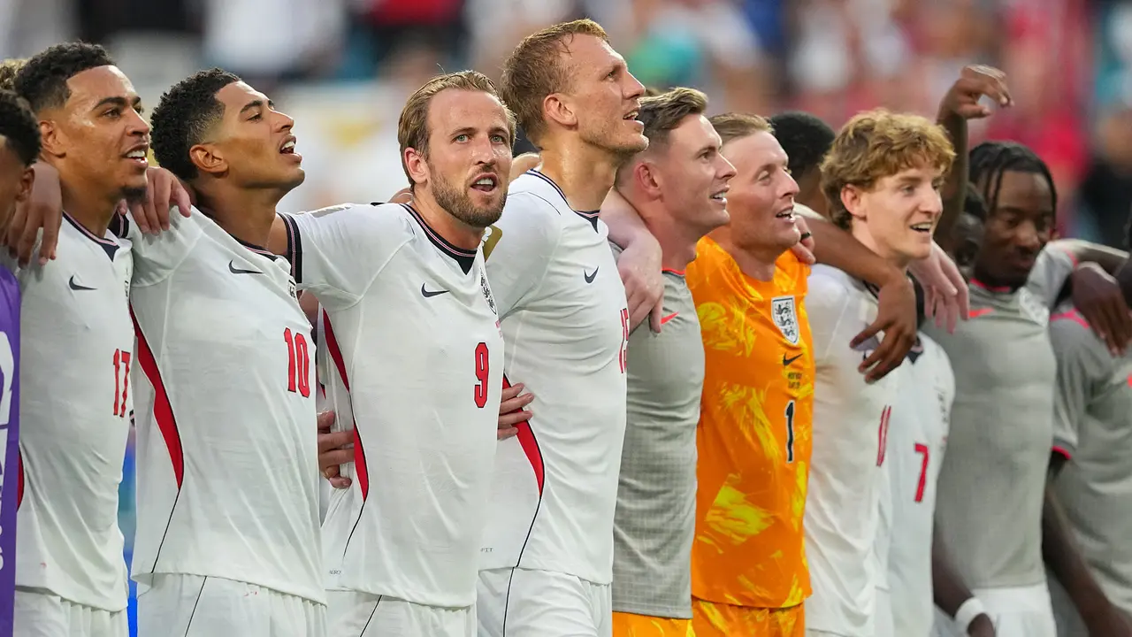 Dua Gol Bellingham Hentikan Perlawanan Norwegia