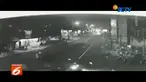 Sebuah truk di Wonosobo terekam kamera CCTV tabrak pasar di Kelurahan Sumbersari, Kecamatan Kertek, Wonosobo, Jawa Tengah.Akibatnya dua orang tewas di tempat.