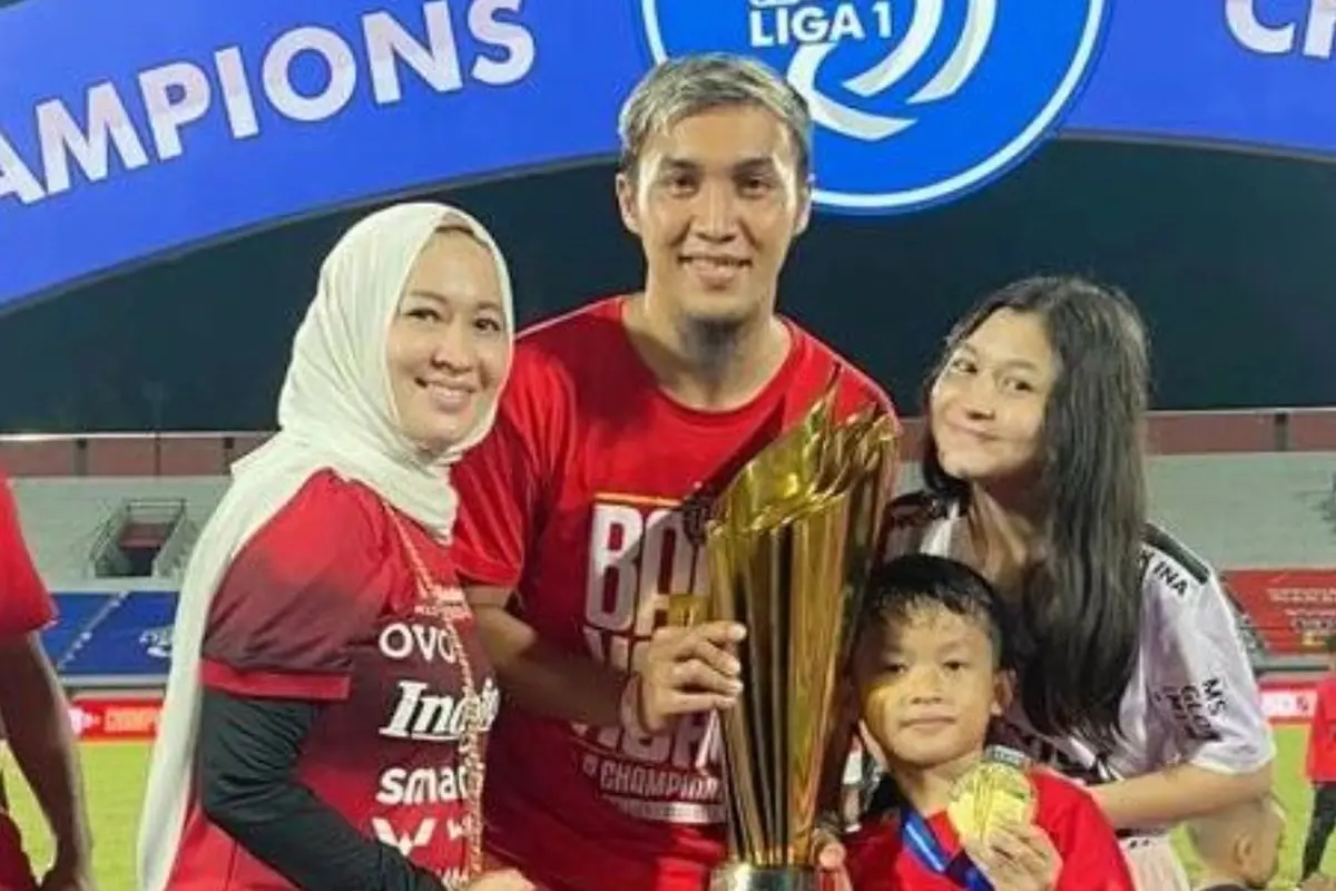 Potret keluarga Miro Materazzi saat Gunawan Dwi Cahyo memenangkan pertandingan (Sumber: Instagram/miromaterazzi)