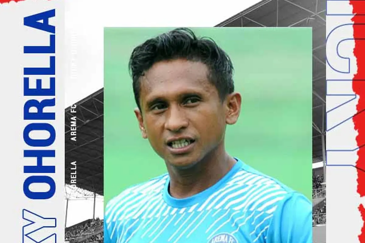 Semen Padang - Ricky Ohorella