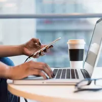 Ilustrasi orang kulit hitam. Sumber foto: unsplash.com/Christina.