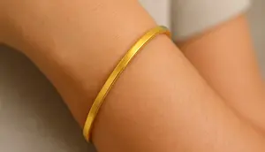 7 Model Gelang Emas yang Tidak Mudah Putus, Investasi Perhiasan Awet (sumber:AI)