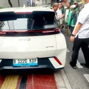 Kronologi BYD Tabrak Beruntun 4 Mobil dan Lindas Ojol di Jaksel
