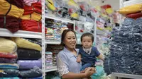 Kisah sukses Ibu Hebat Drica Wibowo membangun toko perlengkapan bayi OmahBayi di toko online Lazada (Foto: Lazada).