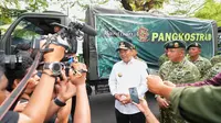 Pj Gubernur Sulsel dan Pangdivif 3 Kostrad Kirim 10 Truk Bantuan Untuk Korban Banjir Luwu